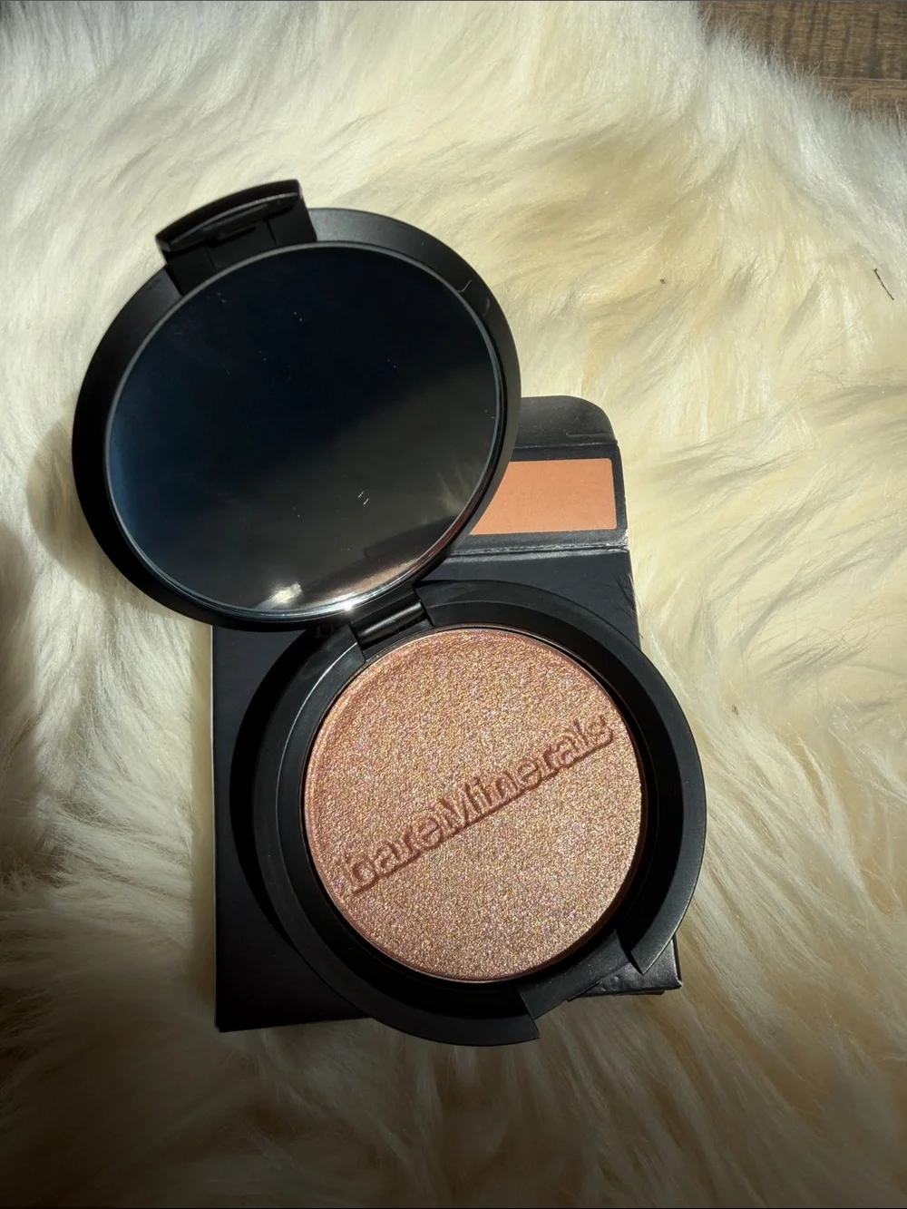 bareMinerals highlighter compact